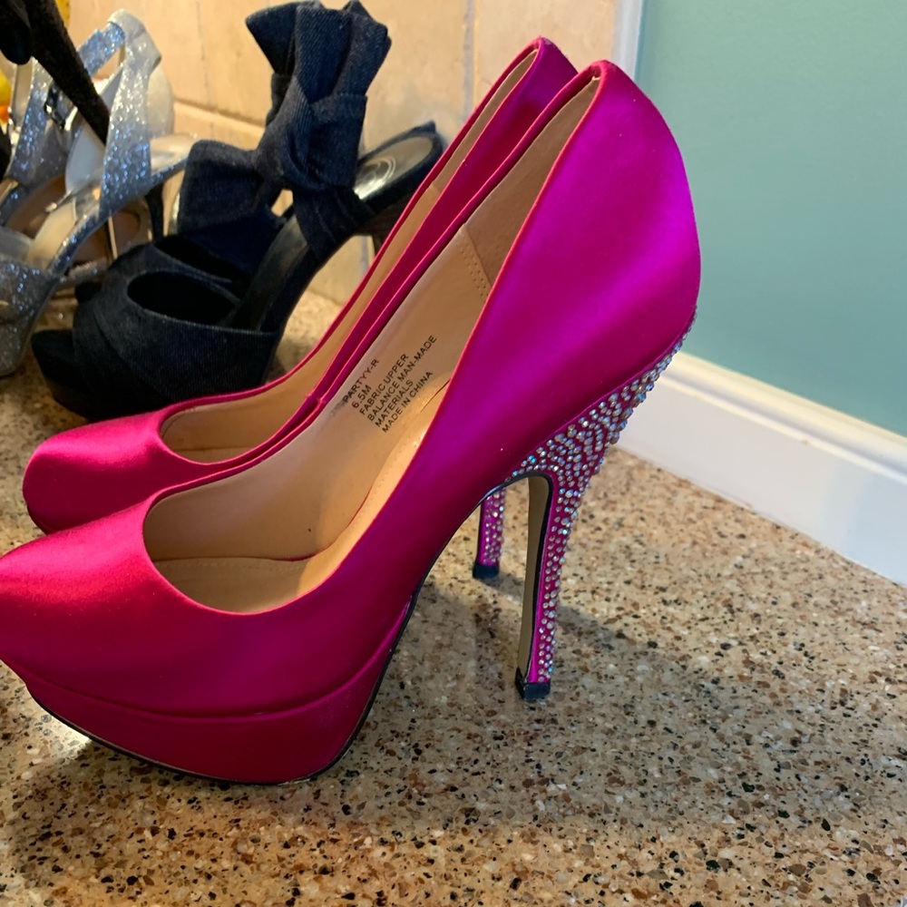 Pink Steve Madden high heels size 6.5
